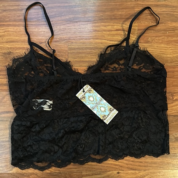 NWT boohoo strappy lace bralette US 16 - Picture 3 of 3